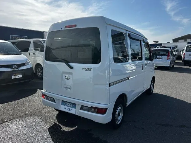 ハイゼットカーゴ（ダイハツ）の車両写真