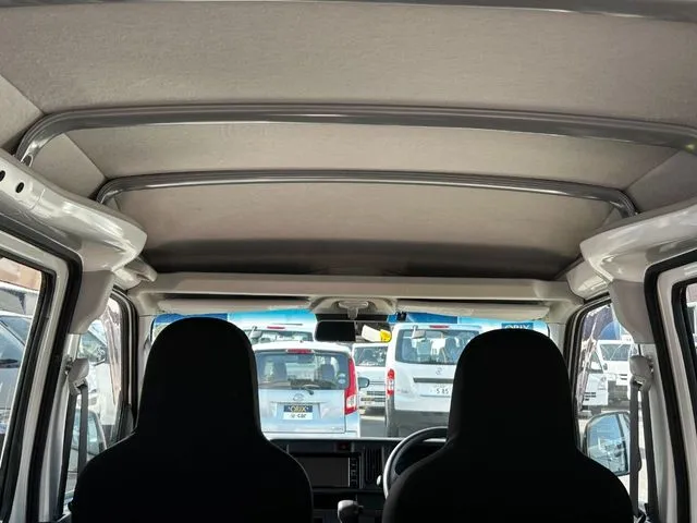 ハイゼットカーゴ（ダイハツ）の車両写真