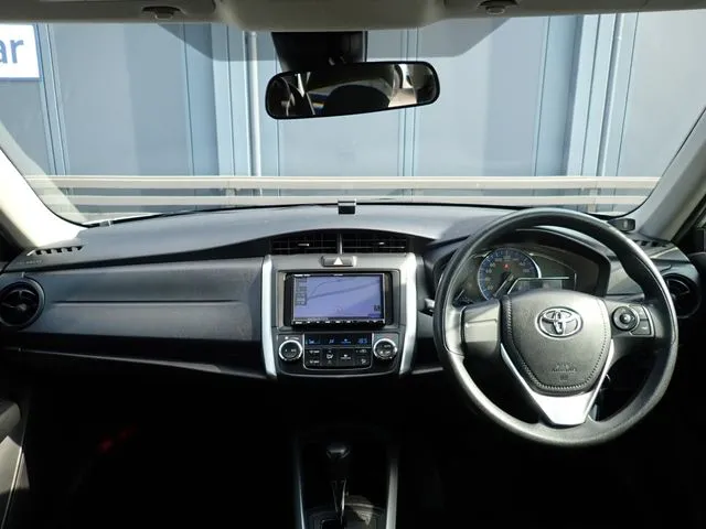 カローラフィールダー　ハイブリッド（トヨタ）の車両写真