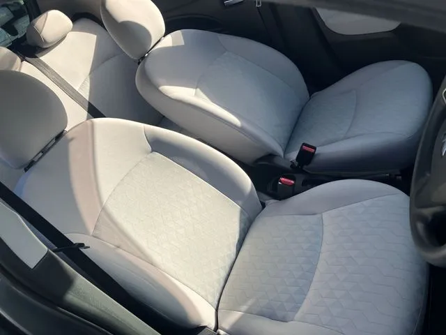 ミラージュHB(ミツビシ)の車両写真