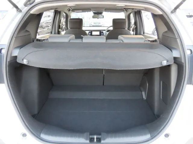 フィット　ｅ：ＨＥＶ（ホンダ）の車両写真