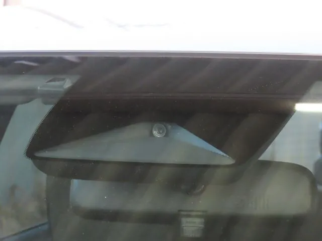 フィット　ｅ：ＨＥＶ（ホンダ）の車両写真