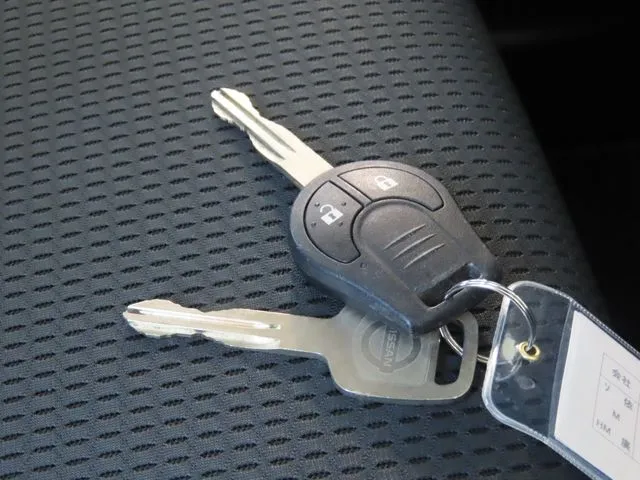 ＮＶ２００バネットバン（ニッサン）の車両写真