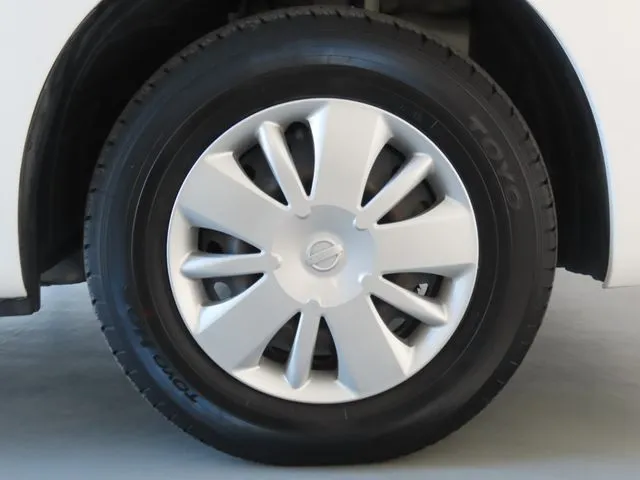 ＮＶ２００バネットバン（ニッサン）の車両写真