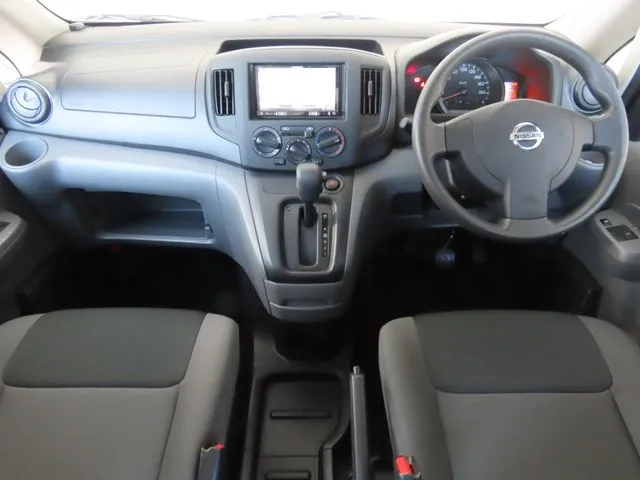 ＮＶ２００バネットバン（ニッサン）の車両写真