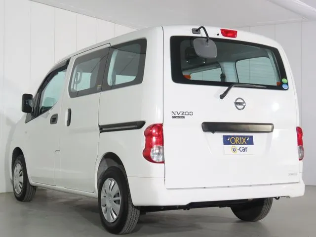 ＮＶ２００バネットバン（ニッサン）の車両写真