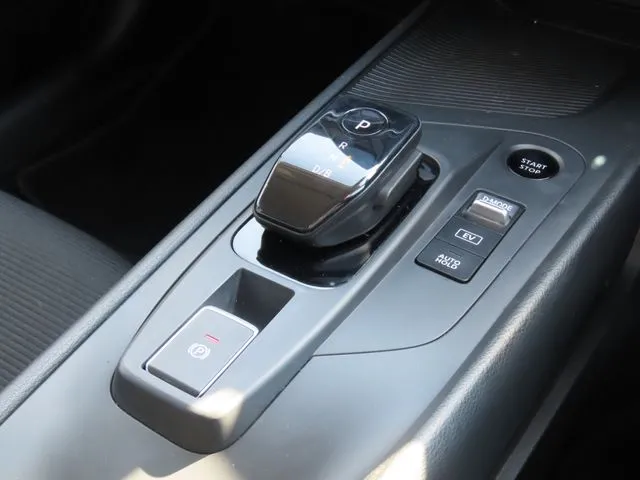 ノート（ニッサン）の車両写真