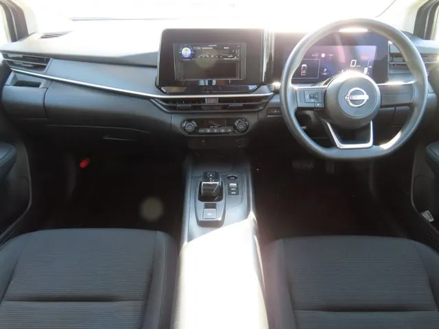 ノート（ニッサン）の車両写真