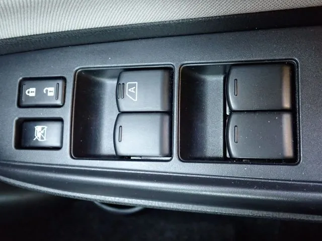 ノート(ニッサン)の車両写真