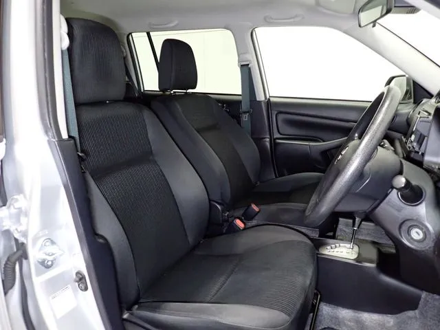 トヨタ　プロボックスバン　ハイブリッド