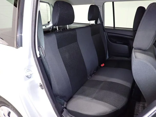 トヨタ　プロボックスバン　ハイブリッド