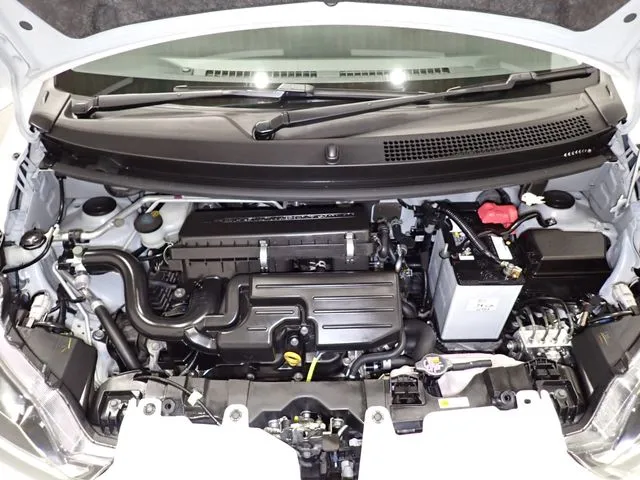 ミラ　イース（ダイハツ）の車両写真