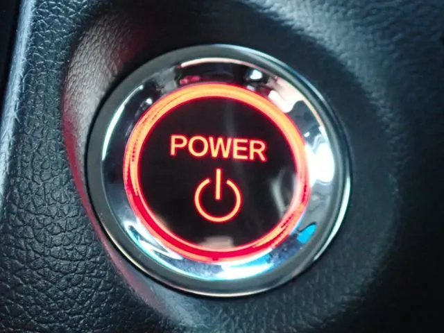 シャトル　ハイブリッド（ホンダ）の車両写真