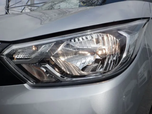 デイズ　４ＷＤ（ニッサン）の車両写真