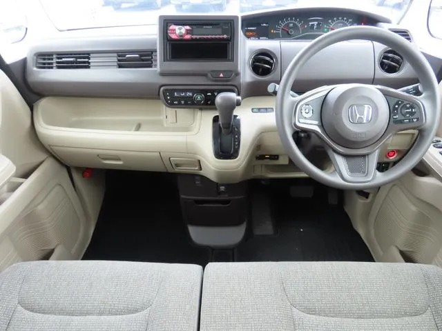 Ｎ　ＢＯＸ　４ＷＤ（ホンダ）の車両写真