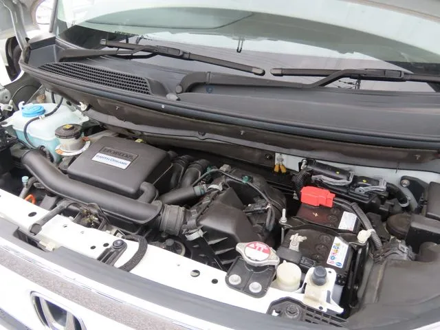 Ｎ　ＢＯＸ　４ＷＤ（ホンダ）の車両写真