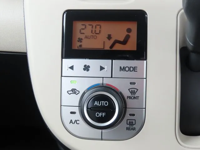 ムーヴ　キャンバス（ダイハツ）の車両写真