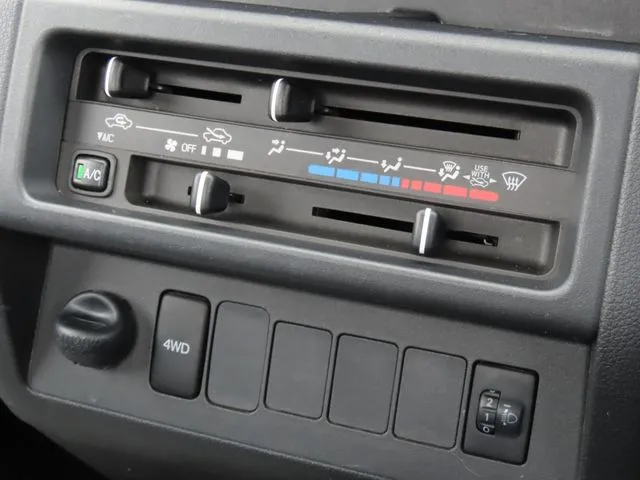 ハイゼットトラック　４ＷＤ（ダイハツ）の車両写真