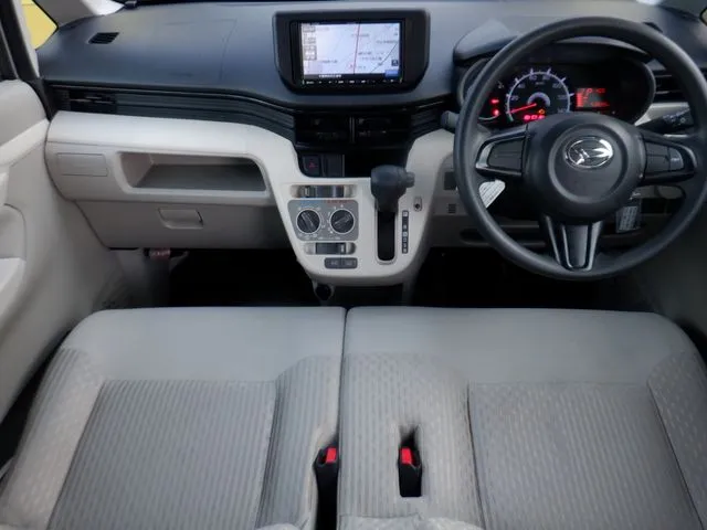 ムーヴ　４ＷＤ（ダイハツ）の車両写真