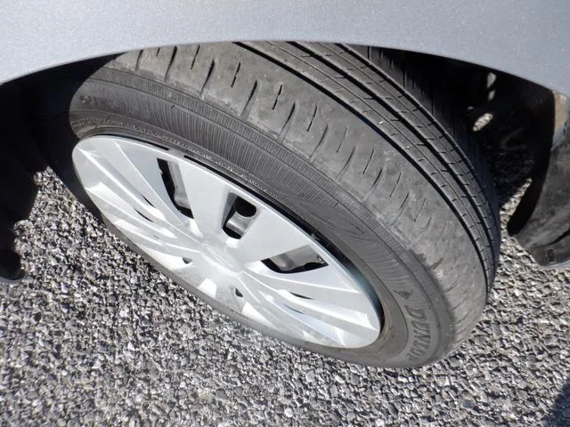 ムーヴ　４ＷＤ（ダイハツ）の車両写真