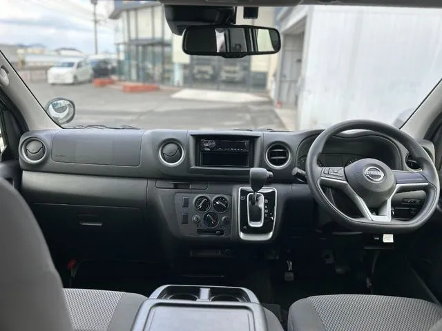 ＮＶ３５０キャラバン（ニッサン）の車両写真