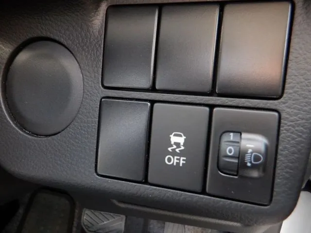 アルト　４ＷＤ（スズキ）の車両写真