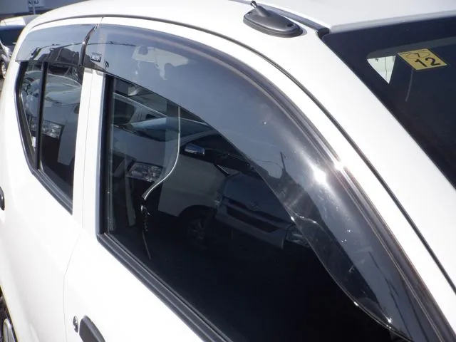 アルト　４ＷＤ（スズキ）の車両写真