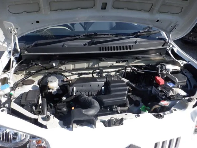 アルト　４ＷＤ（スズキ）の車両写真