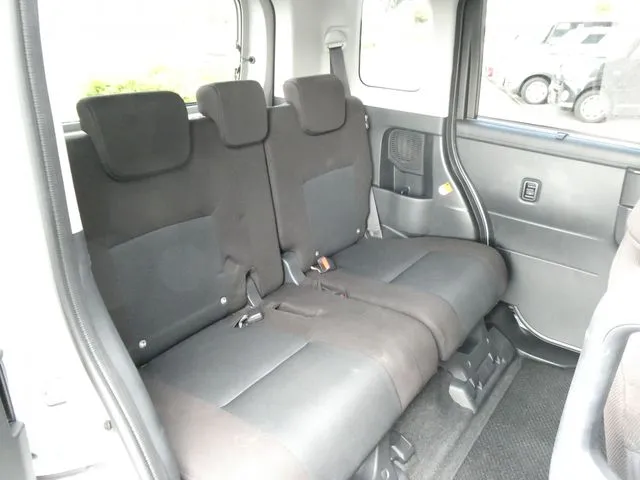 ルーミー（トヨタ）の車両写真