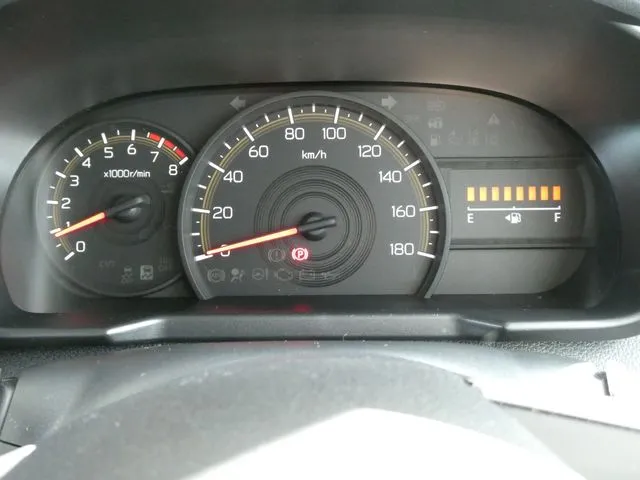 ルーミー（トヨタ）の車両写真