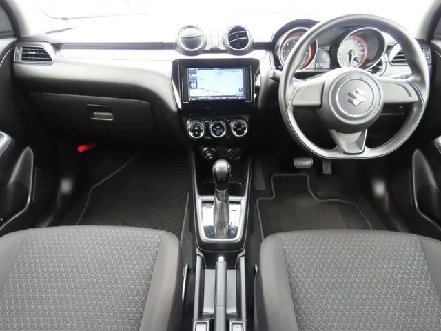 スイフト（スズキ）の車両写真