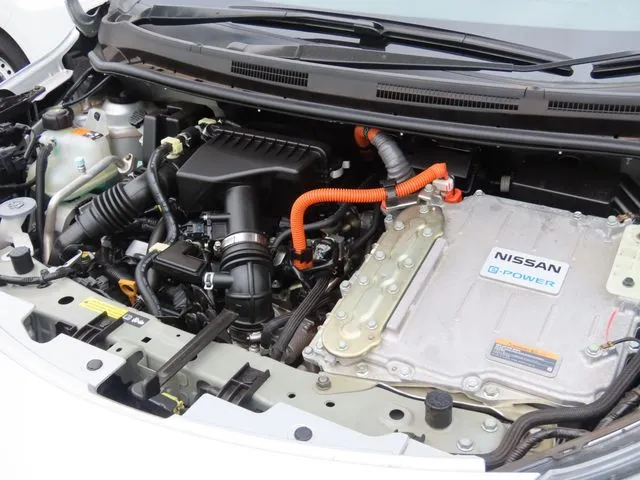 ノート(ニッサン)の車両写真