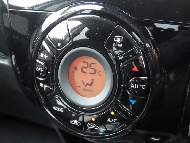 ノート(ニッサン)の車両写真