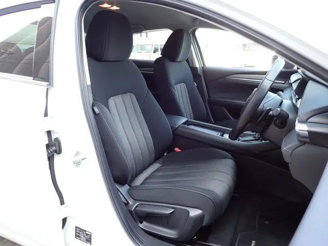 MAZDA6 セダン(マツダ)の車両写真