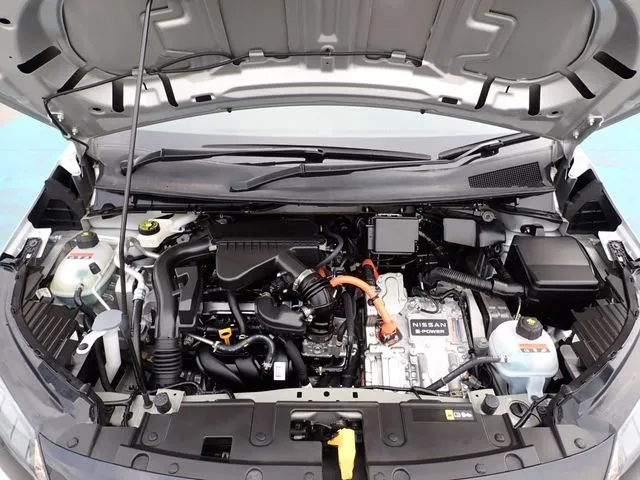 ノート（ニッサン）の車両写真