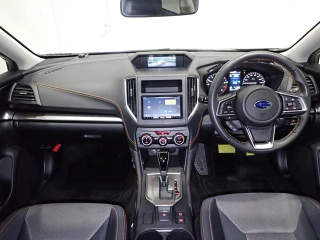 スバル　ＳＵＢＡＲＵ　ＸＶ