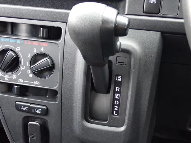 ハイゼットカーゴ　４ＷＤ（ダイハツ）の車両写真