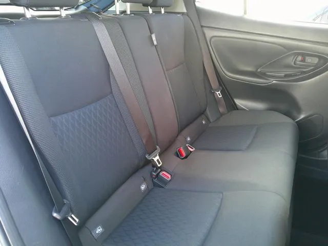 ヤリスクロス　ハイブリッド（トヨタ）の車両写真