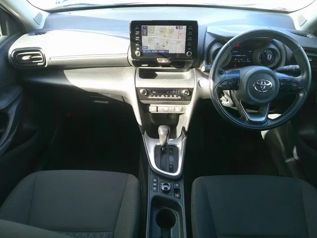 ヤリスクロス　ハイブリッド（トヨタ）の車両写真