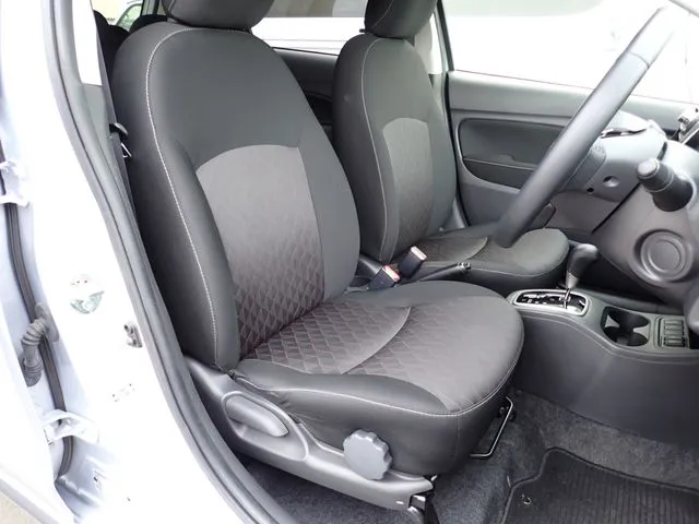 ミラージュＨＢ（ミツビシ）の車両写真