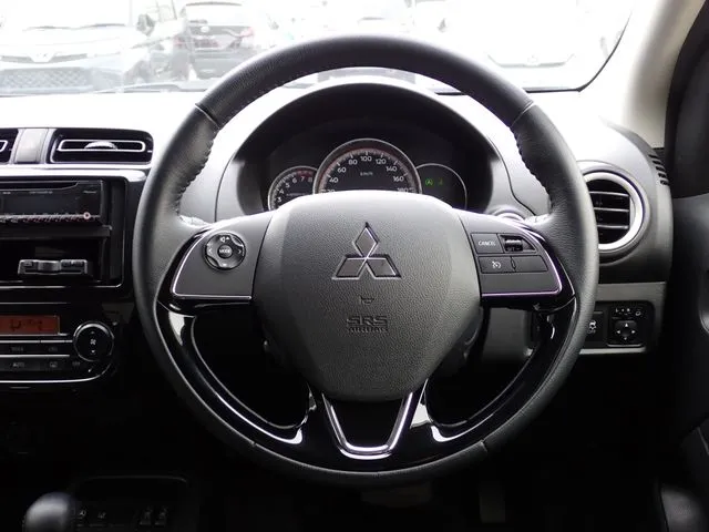 ミラージュＨＢ（ミツビシ）の車両写真