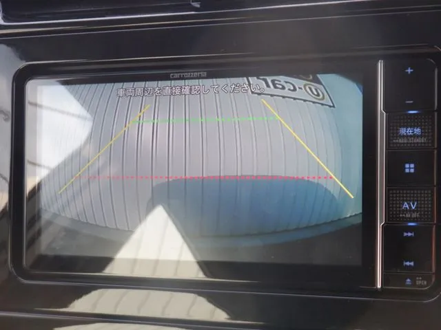 プリウス（トヨタ）の車両写真