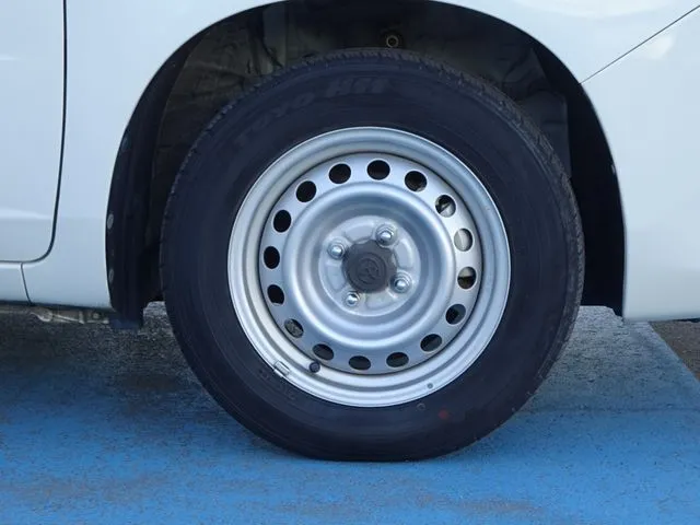 プロボックスバン　２ＷＤ（トヨタ）の車両写真