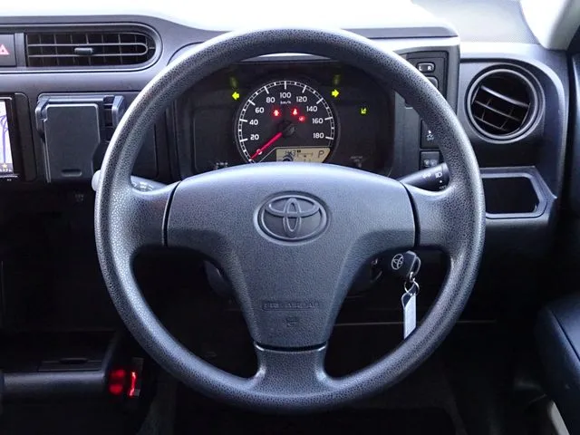 プロボックスバン　２ＷＤ（トヨタ）の車両写真