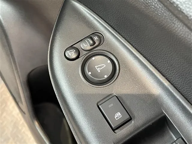 シャトル ハイブリッド(ホンダ)の車両写真