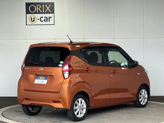 デイズ(ニッサン)の車両写真