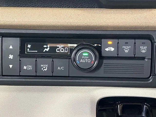 ホンダ　Ｎ　ＢＯＸ