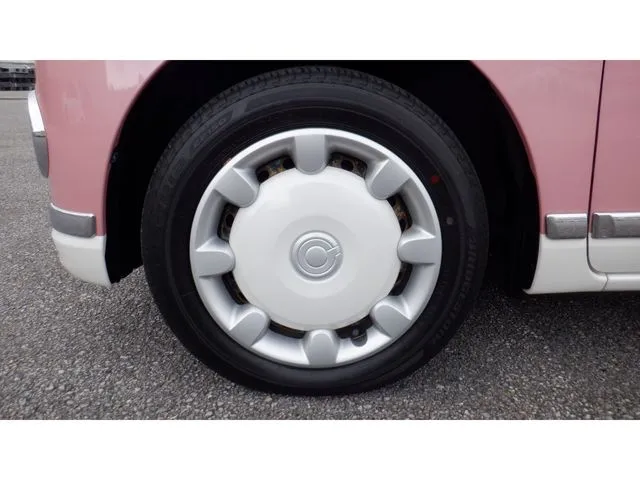 ムーヴ　キャンバス（ダイハツ）の車両写真