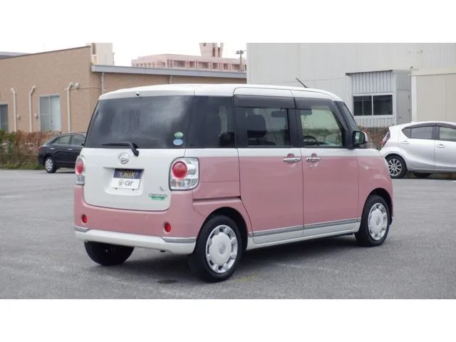 ムーヴ　キャンバス（ダイハツ）の車両写真