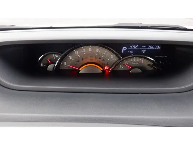 ムーヴ　キャンバス（ダイハツ）の車両写真